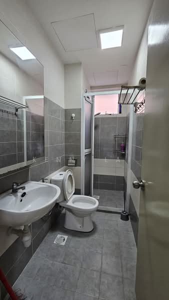 Condominium for Sale at Sg Long Residence - Kenny Lai - Bathroom - PropertyGuru.com.my