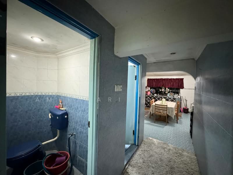 Bandar Baru Uda untuk Untuk Dijual - RM 478,000, Mac 2026 - Bathroom - PropertyGuru.com.my