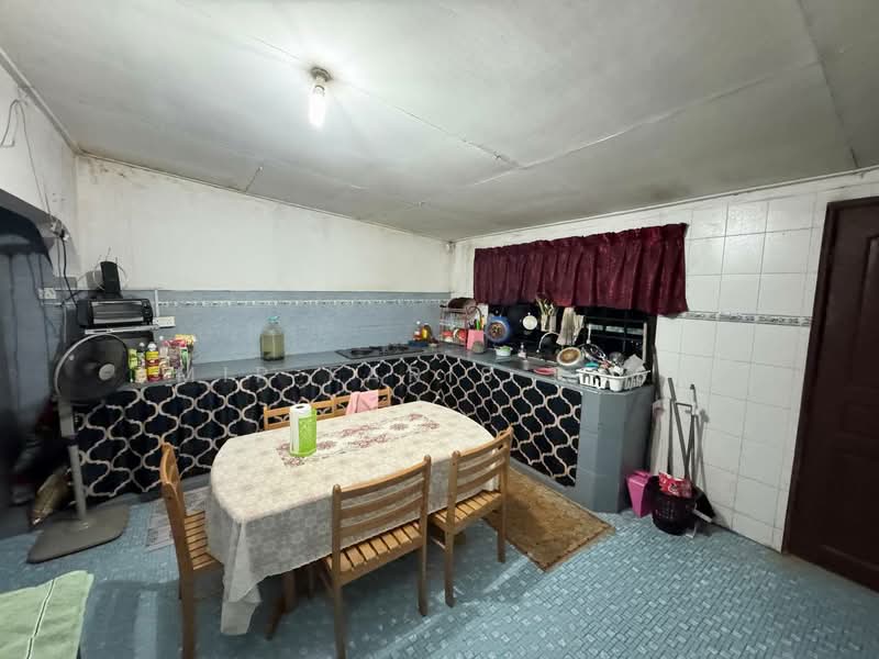 Bandar Baru Uda untuk Untuk Dijual - RM 478,000, Mac 2026 - Kitchen - PropertyGuru.com.my