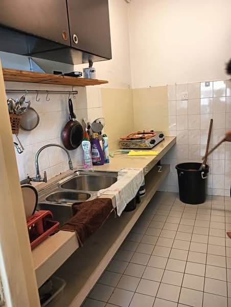 Condominium for Rent at Menara Megah - Zev Azez - Kitchen - PropertyGuru.com.my