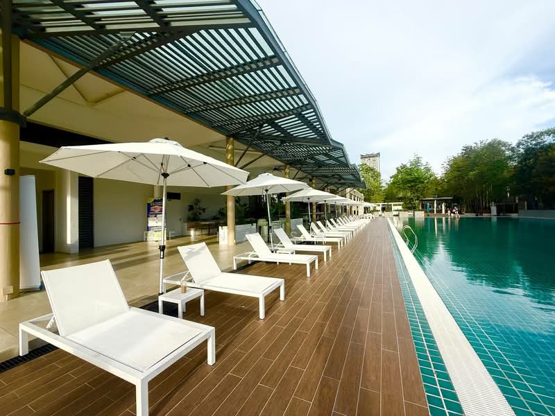 3-storey Terraced House for Sale in Cyberjaya (Selangor) - Reena Sarif - Pool - PropertyGuru.com.my