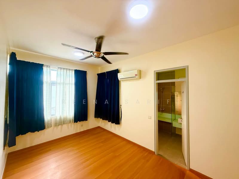 3-storey Terraced House for Sale in Cyberjaya (Selangor) - Reena Sarif - Bedroom - PropertyGuru.com.my