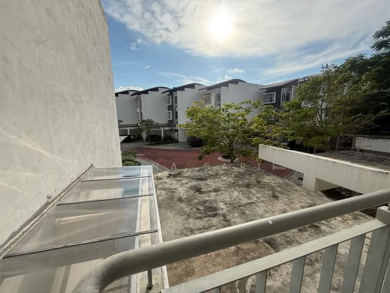 3-storey Terraced House for Sale in Cyberjaya (Selangor) - Reena Sarif - Exterior - PropertyGuru.com.my