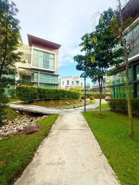 3-storey Terraced House for Sale in Cyberjaya (Selangor) - Reena Sarif - Exterior - PropertyGuru.com.my