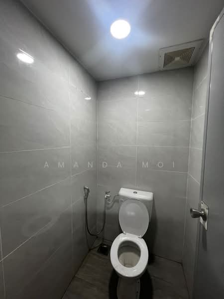 2-storey Terraced House for Sale in Taman Ungku Tun Aminah (Skudai) - Amanda Moi - Bathroom - PropertyGuru.com.my