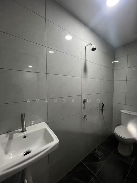 2-storey Terraced House for Sale in Taman Ungku Tun Aminah (Skudai) - Amanda Moi - Bathroom - PropertyGuru.com.my