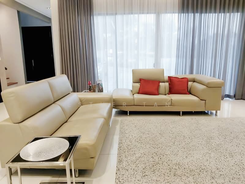 Bungalow for Rent in Jade Hills (Kajang) - Esther Tan - Living Room - PropertyGuru.com.my