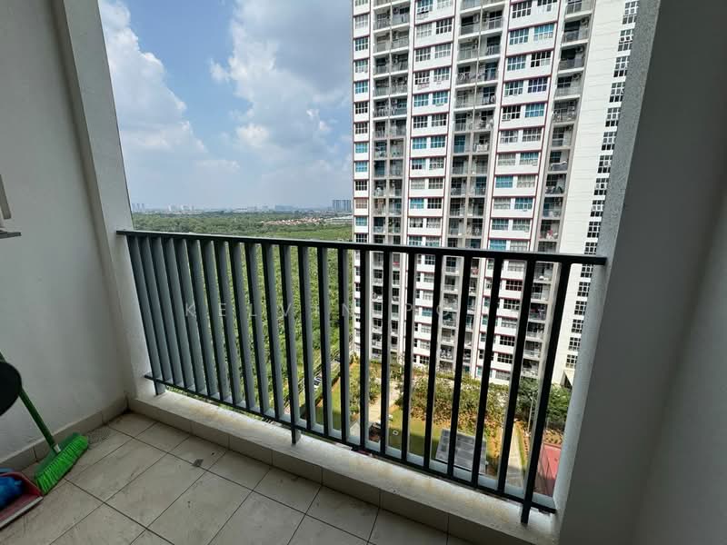 Apartment for Sale at Selangorku Pr1ma Lakefront Homes - Kelvin Pook - Balcony - PropertyGuru.com.my