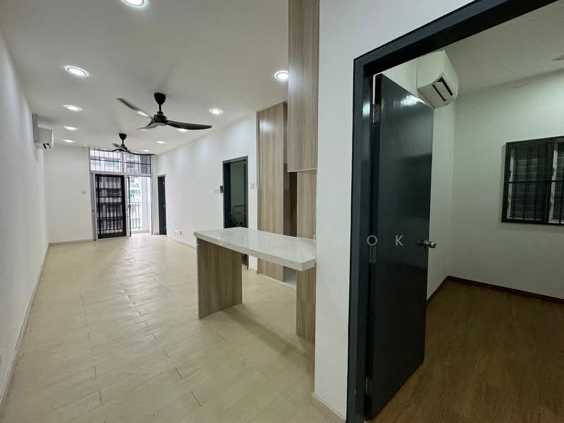 Apartment for Sale at Selangorku Pr1ma Lakefront Homes - Kelvin Pook - Living Room - PropertyGuru.com.my