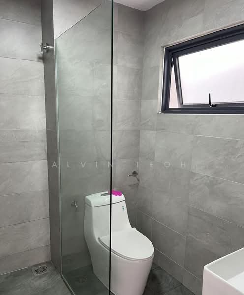 Servis Apartment untuk Disewa di SUNSURIA FORUM SERVICED APARTMENT - Alvin Teoh - Bathroom - PropertyGuru.com.my