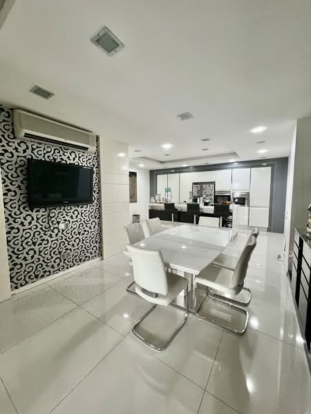 Condominium for Sale at Jesselton Condominium - Sunnie Wu - Dining Room - PropertyGuru.com.my