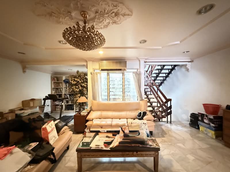 2-storey Terraced House for Sale in Taman Bukit Desa (Taman Desa) - Suli Chin - Living Room - PropertyGuru.com.my