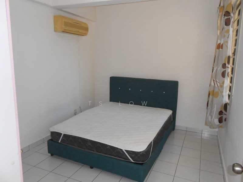 Condominium for Sale at Duta Ria - TS Low - Bedroom - PropertyGuru.com.my