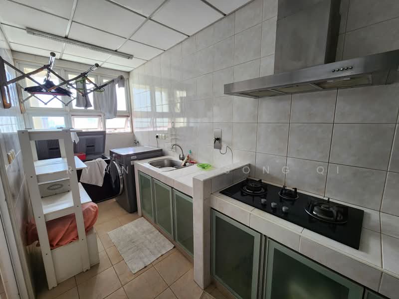 Kondominium untuk Disewa di Mont Kiara Aman - Bryan Teh - Kitchen - PropertyGuru.com.my
