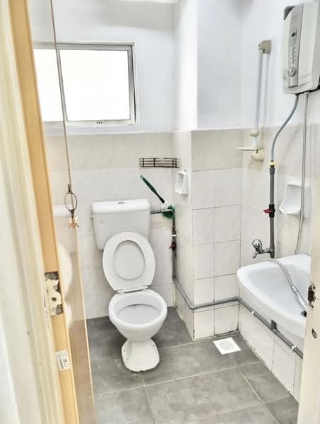 Apartment for Rent at Flora Damansara Apartment - Michael Choong - Bathroom - PropertyGuru.com.my