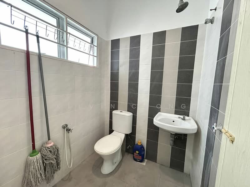 Bandar Cyber Ipoh (Bandar Siber), Botani untuk Untuk Dijual - RM 450,000, Mac 2026 - Bathroom - PropertyGuru.com.my