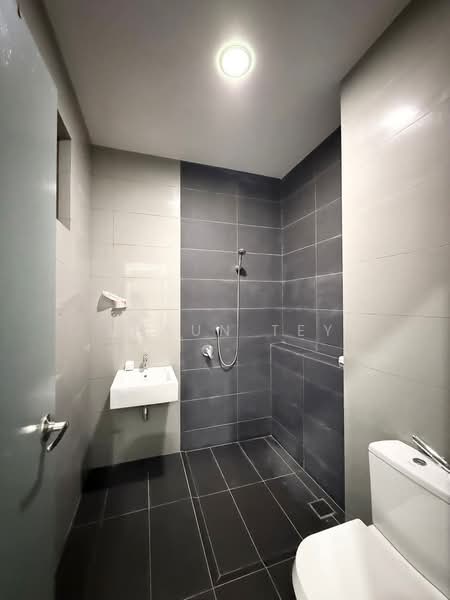 Cluster House for Sale in Horizon Hills (Iskandar Puteri (Nusajaya)) - Shaun Tey - Bathroom - PropertyGuru.com.my