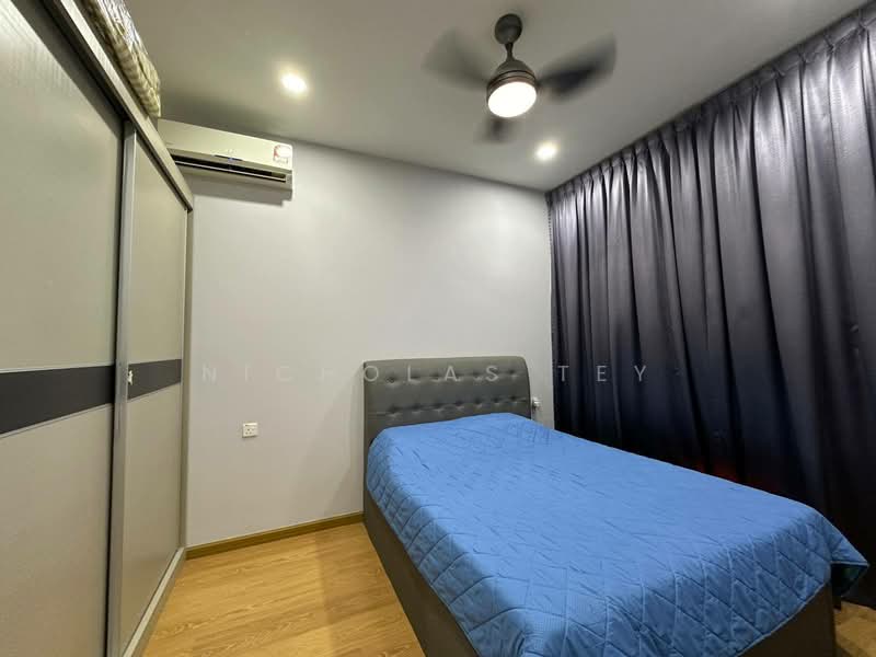 Condominium for Sale at Royal Strand @ Country Garden Danga Bay - Nicholas Tey - Bedroom - PropertyGuru.com.my