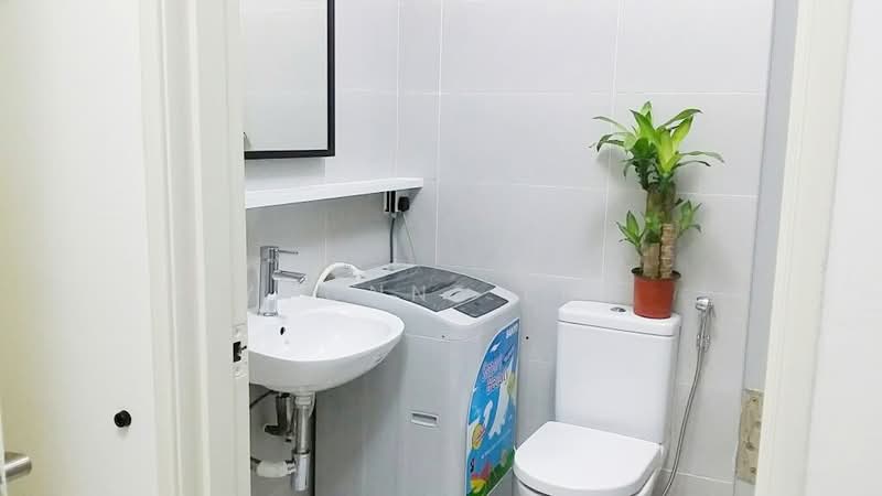 Service Residence for Sale at PARC Regency (Residensi Masai) - Yvonne Lim - Bathroom - PropertyGuru.com.my