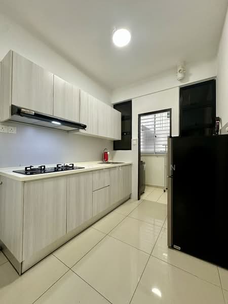 The Garden Residences untuk Untuk Disewa - RM 2,000 /bulan, Mac 2026 - Kitchen - PropertyGuru.com.my