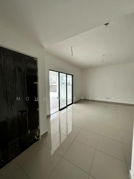 2-storey Terraced House for Sale in Cyberjaya (Selangor) - Mohd Fitri MF - Living Room - PropertyGuru.com.my