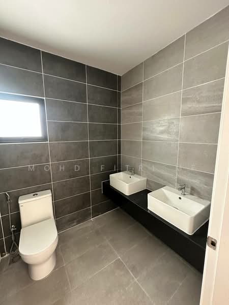 2-storey Terraced House for Sale in Cyberjaya (Selangor) - Mohd Fitri MF - Bathroom - PropertyGuru.com.my
