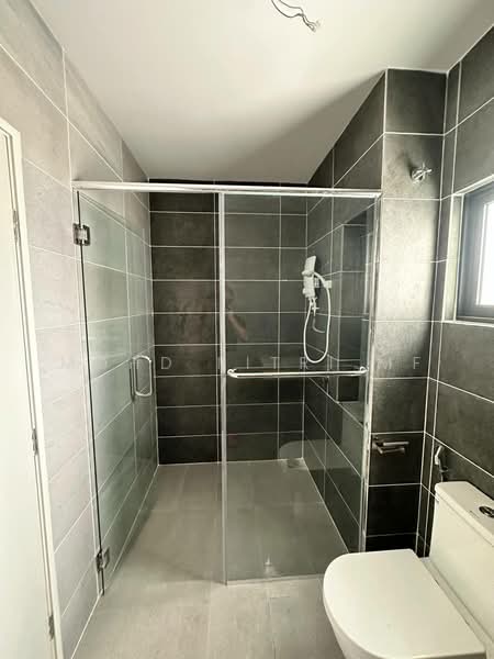 2-storey Terraced House for Sale in Cyberjaya (Selangor) - Mohd Fitri MF - Bathroom - PropertyGuru.com.my