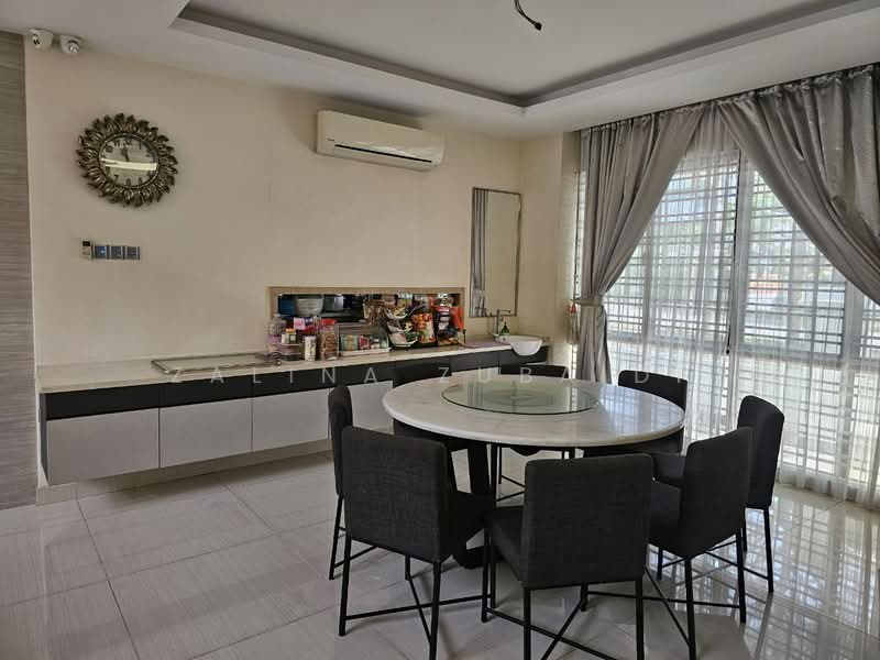 2-storey Terraced House for Sale in Denai Alam (Shah Alam) - Zalina Zubaidi - Dining Room - PropertyGuru.com.my