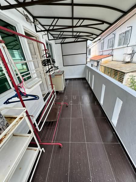 2-storey Terraced House for Sale in Taman Lestari Putra (Seri Kembangan) - Yusuf Surachei - Balcony - PropertyGuru.com.my