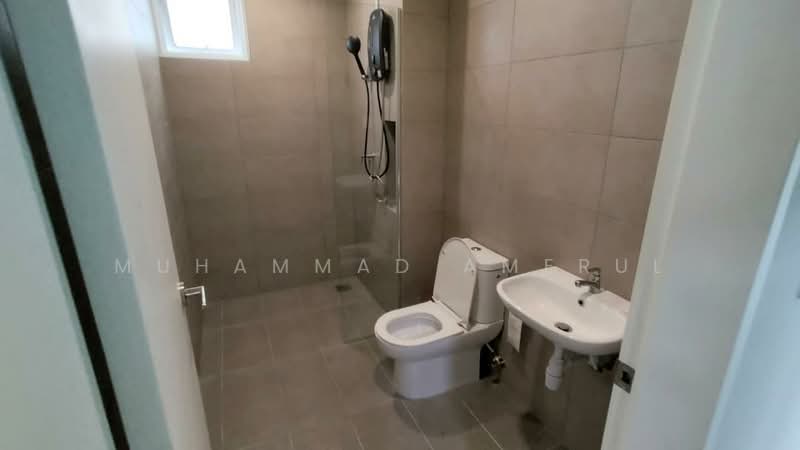 Condominium for Rent at d'Brightton - Muhammad Amerul - Bathroom - PropertyGuru.com.my