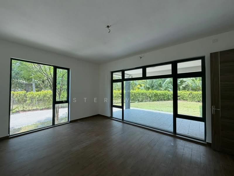 Twin Villa for Sale in Forest City (Gelang Patah) - Ester Wong - Living Room - PropertyGuru.com.my