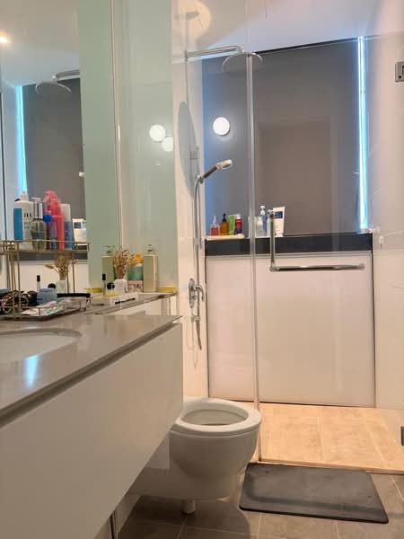 Service Residence for Sale at Senada Residence @ KLGCC Resort - Mark Aurther Francis - Bathroom - PropertyGuru.com.my