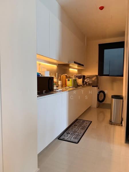 Service Residence for Sale at Senada Residence @ KLGCC Resort - Mark Aurther Francis - Kitchen - PropertyGuru.com.my