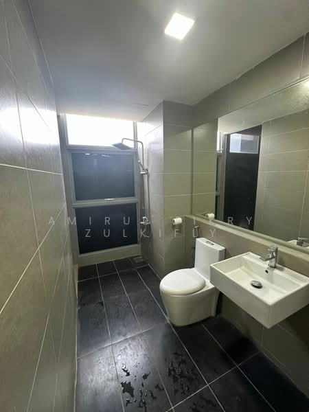 Lakefront Residence untuk Untuk Disewa - RM 2,500 /bulan, Mac 2026 - PropertyGuru.com.my