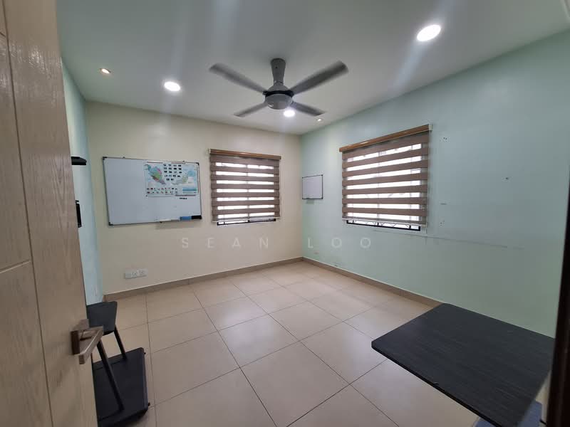 Rumah Berkembar untuk Dijual di Cheras (Selangor) - Sean Loo - Study - PropertyGuru.com.my