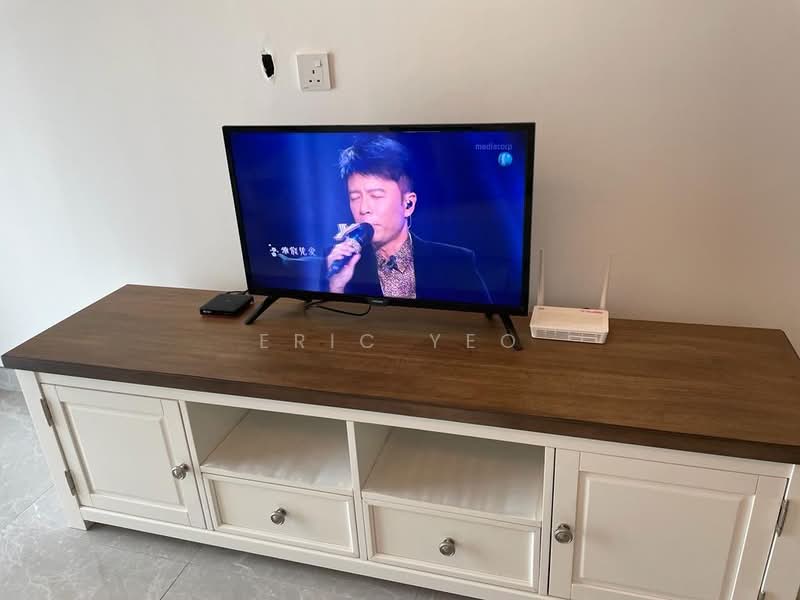 231 TR Serviced Suite untuk Untuk Disewa - RM 2,500 /bulan, Mac 2026 - Living Room - PropertyGuru.com.my