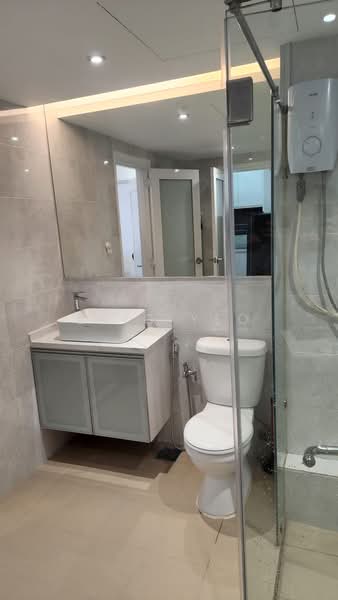 231 TR Serviced Suite untuk Untuk Disewa - RM 2,500 /bulan, Mac 2026 - Bathroom - PropertyGuru.com.my