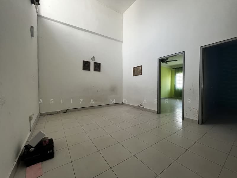 Rumah Teres untuk Dijual di Aman Putri (Sungai Buloh) - Asliza Md Asrar - Family Area - PropertyGuru.com.my