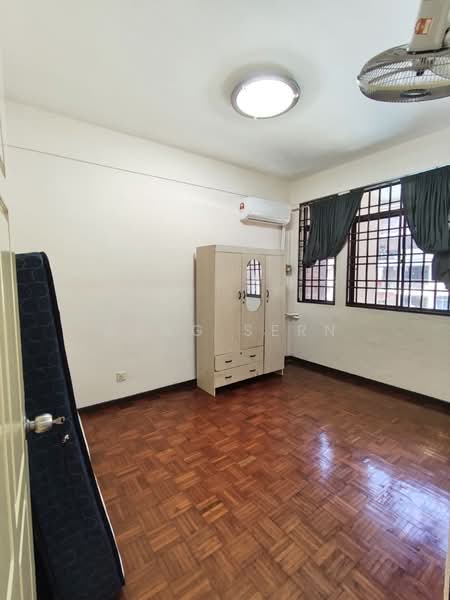 Medan Lumba Kuda untuk Untuk Disewa - RM 1,300 /bulan, Mac 2026 - Bedroom - PropertyGuru.com.my