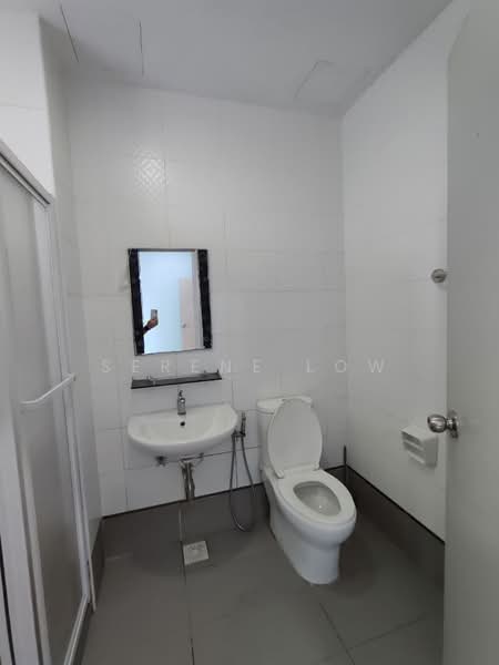 Service Residence for Rent at Seasons Amara Larkin - Serene Low - Bathroom - PropertyGuru.com.my