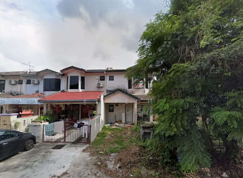 Rumah Teres 2-Tingkat untuk Dijual di Bandar Putra Permai (Puchong) - KT Teoh - Exterior - PropertyGuru.com.my