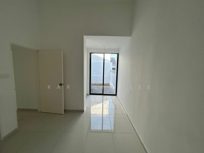 Semi-Detached House for Sale in Bandar Lahat Mines (Lahat) - Kar Long Lee - PropertyGuru.com.my