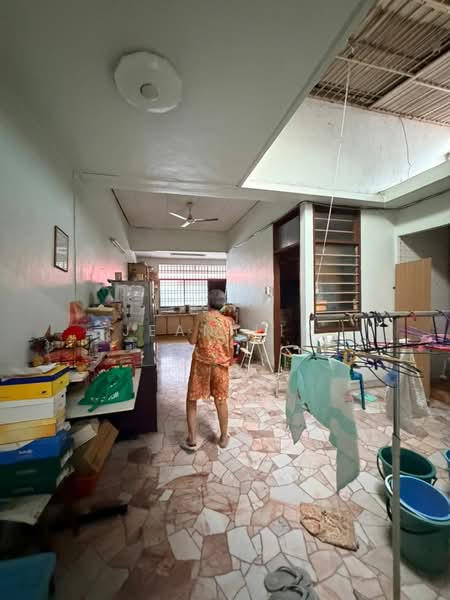 Semi-Detached House for Sale in Jelutong Barat (Jelutong) - Jean Lim - Interior - PropertyGuru.com.my