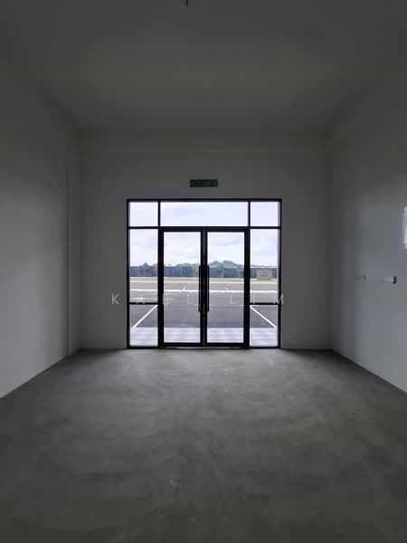 Shop for Rent in Taman Kota Masai (Pasir Gudang) - Karl Lim - Entrance - PropertyGuru.com.my