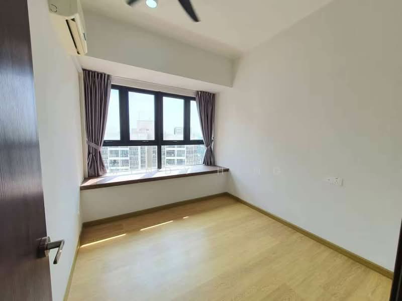 Kondominium untuk Dijual di Amberside @ Country Garden Danga Bay - Mindy Heng - Bedroom - PropertyGuru.com.my