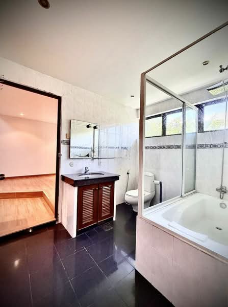Bungalow for Rent in Tanjung Bungah (Penang) - Ressha Ramesh - Bathroom - PropertyGuru.com.my