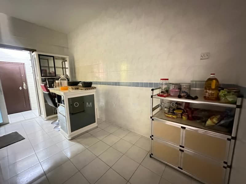 Terraced House for Sale in Bandar Sungai Long (Selangor) - Tommy Wong Phang - Kitchen - PropertyGuru.com.my