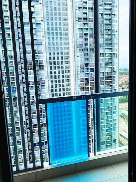 Condominium for Sale at Lakefront Residence - Boon Hooi Yew - Balcony - PropertyGuru.com.my