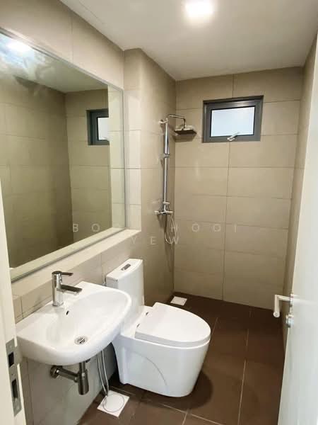 Condominium for Sale at Lakefront Residence - Boon Hooi Yew - Bathroom - PropertyGuru.com.my