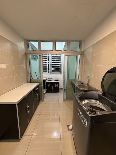 Midori Green (Pangsapuri Hijauan) untuk Untuk Disewa - RM 2,299 /bulan, Mac 2026 - Kitchen - PropertyGuru.com.my